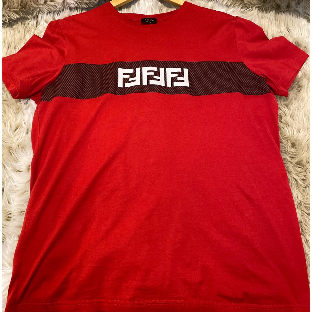 FENDI gorgeous men’s logo shirt
